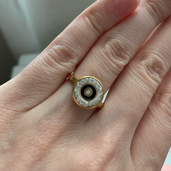 Jewelry - Golden ring